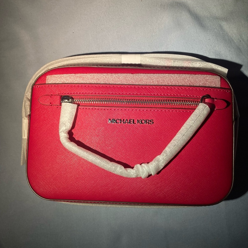 Michael Kors Dark Raspberry Jet Set Leather Crossbody Bag - Picture 2 of 10